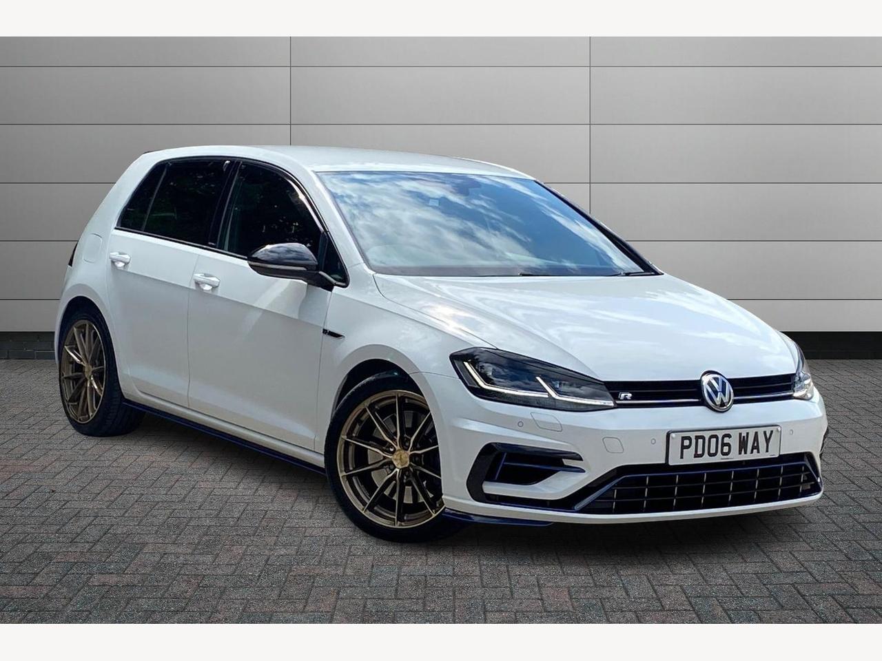 Main listing image - Volkswagen Golf R