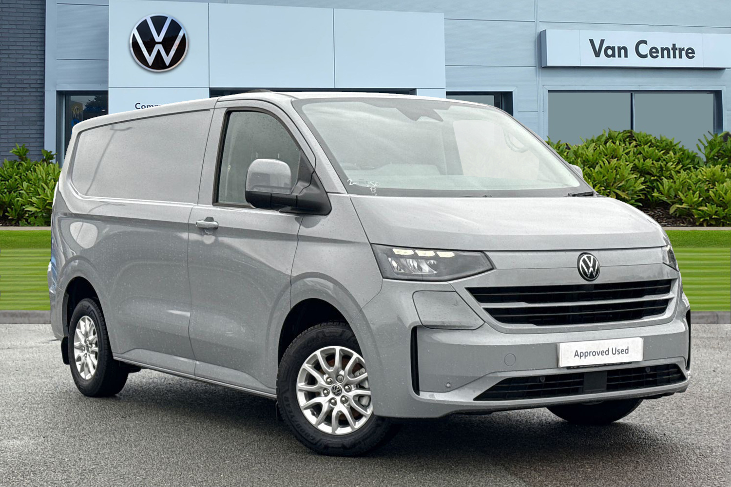 Main listing image - Volkswagen Transporter
