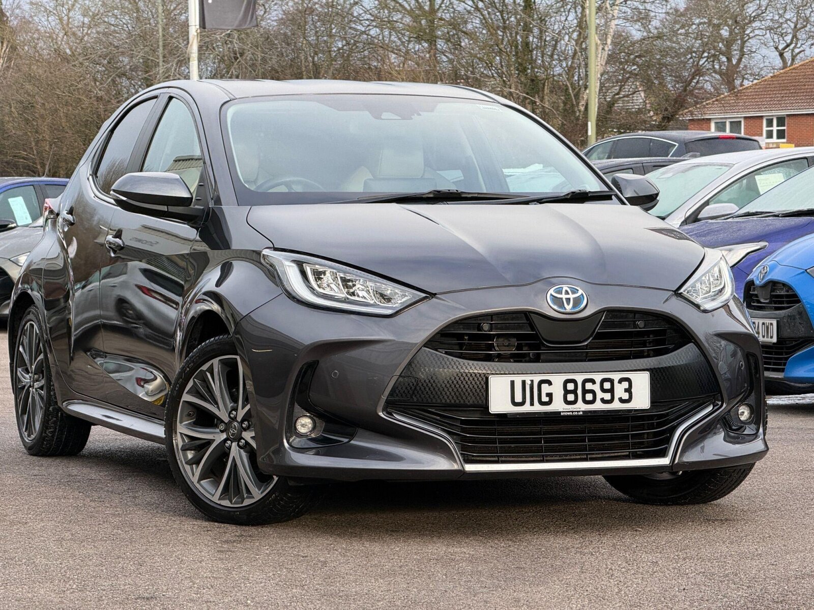 Main listing image - Toyota Yaris