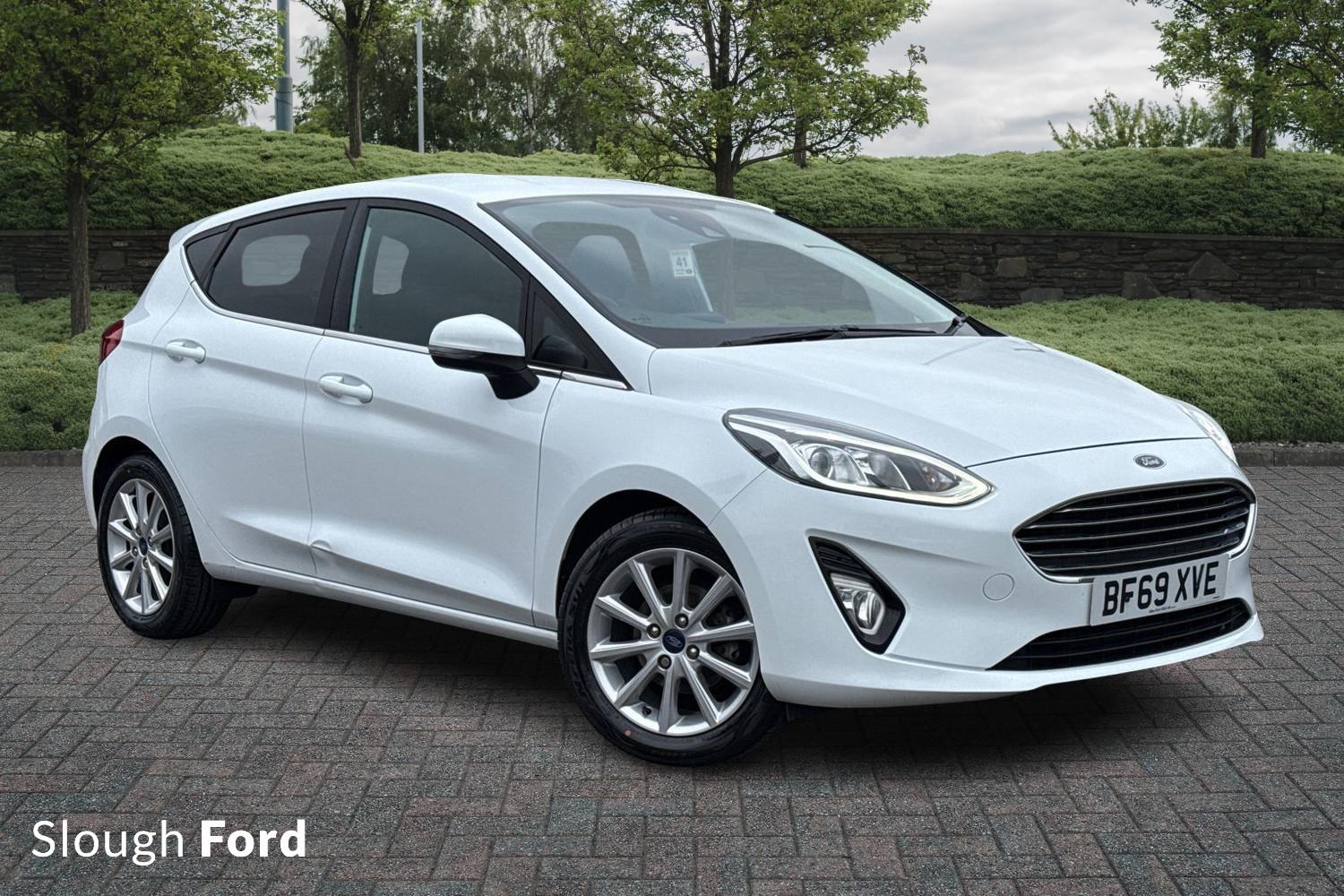 Main listing image - Ford Fiesta