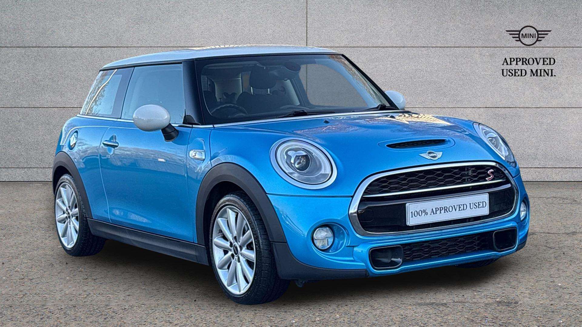 Main listing image - MINI Hatchback