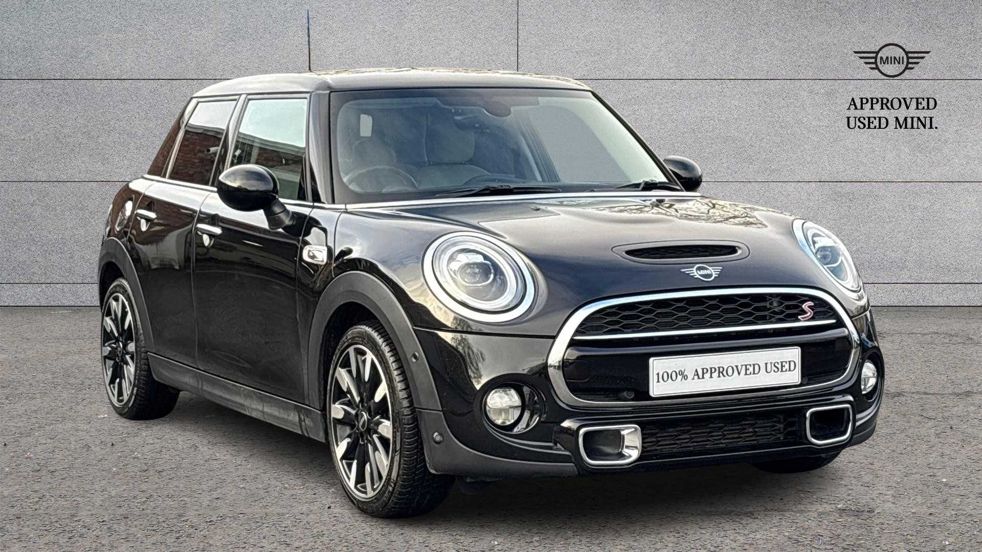 Main listing image - MINI Hatchback 5dr