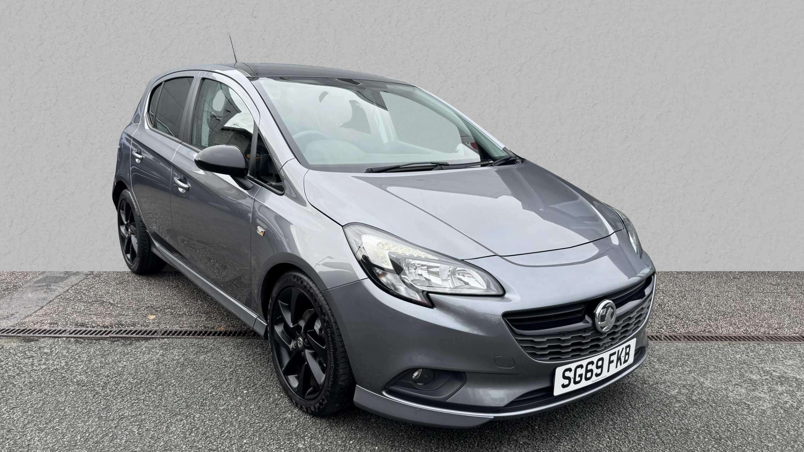 Main listing image - Vauxhall Corsa