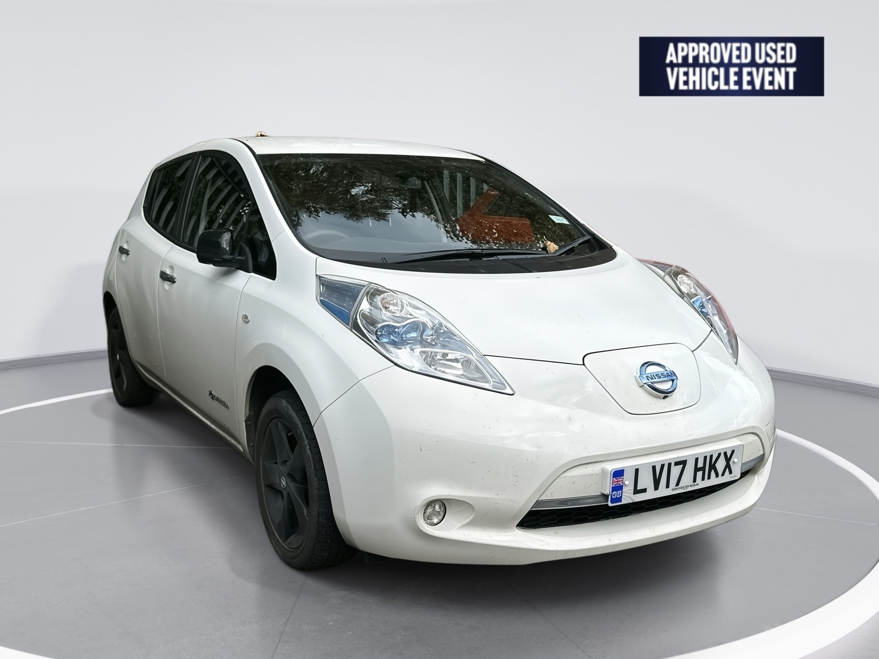 Main listing image - Nissan Leaf