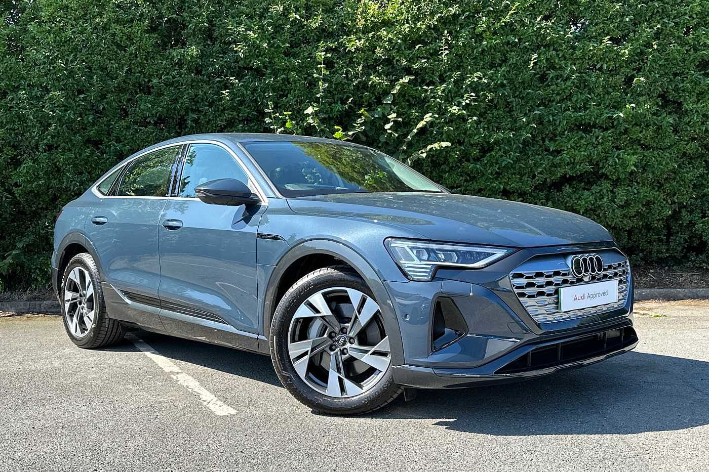 Main listing image - Audi Q8 e-tron