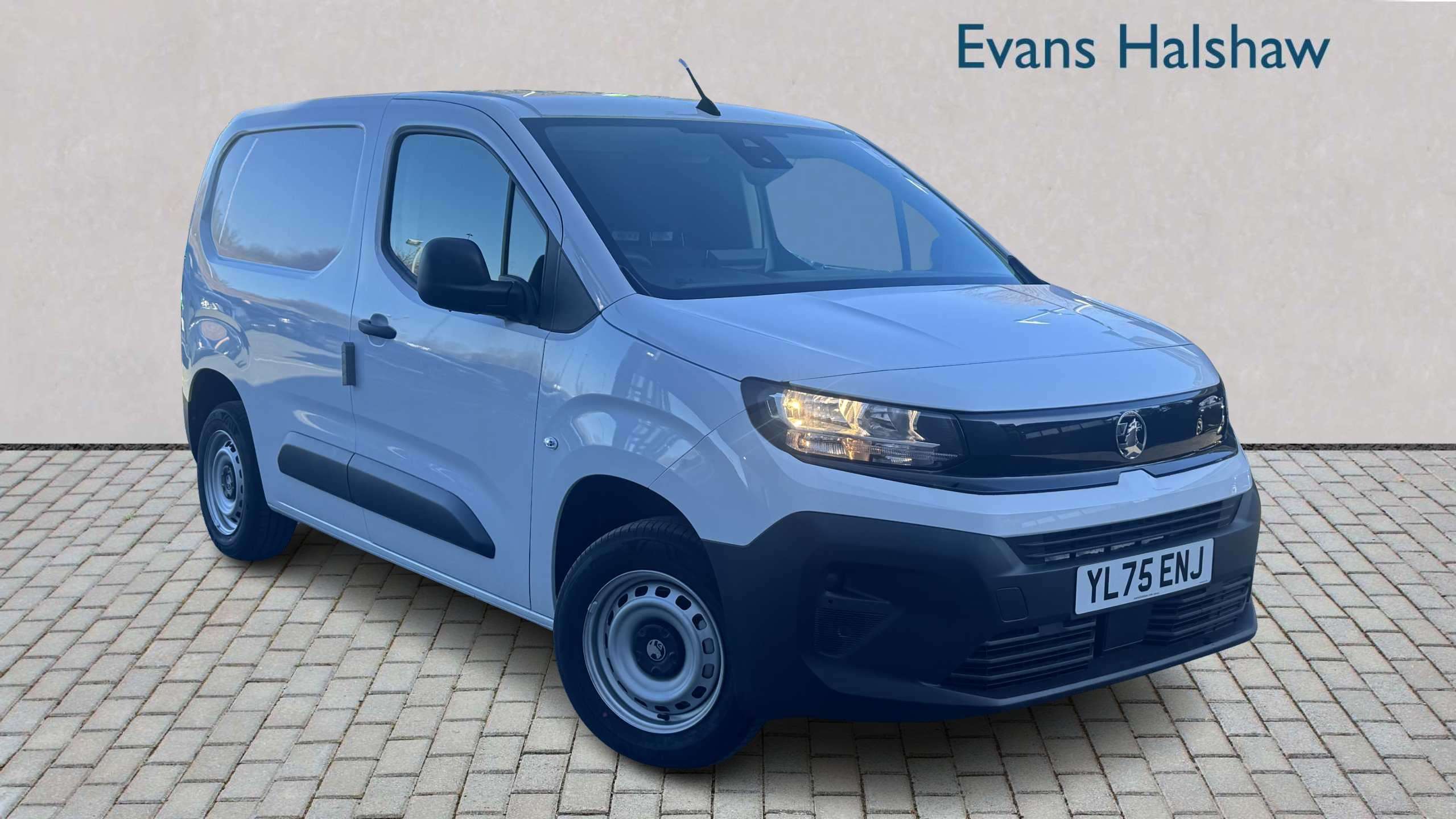 Main listing image - Vauxhall Combo Cargo