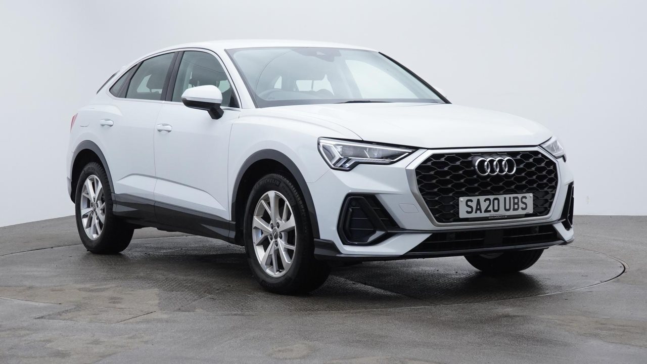 Main listing image - Audi Q3