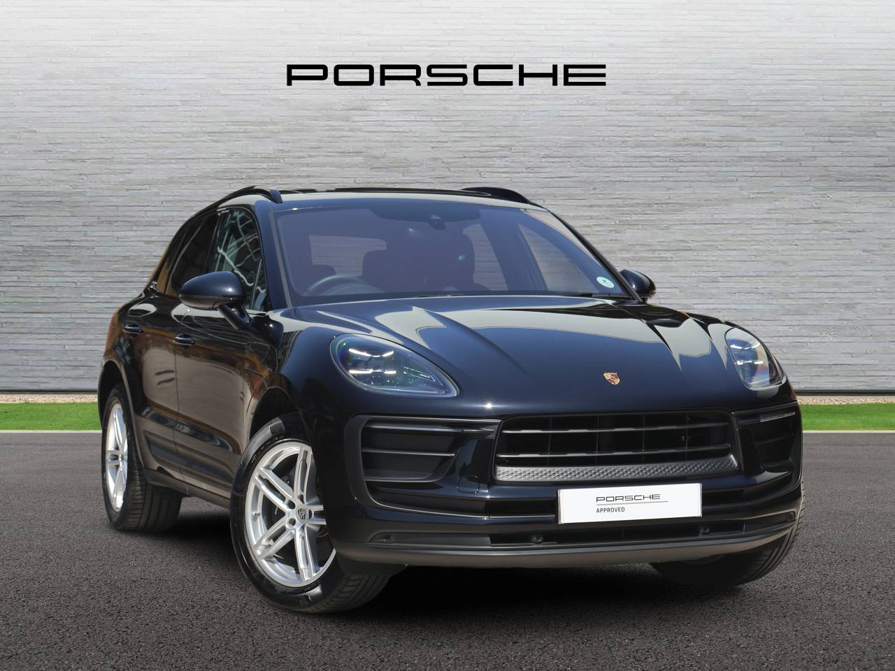 Main listing image - Porsche Macan