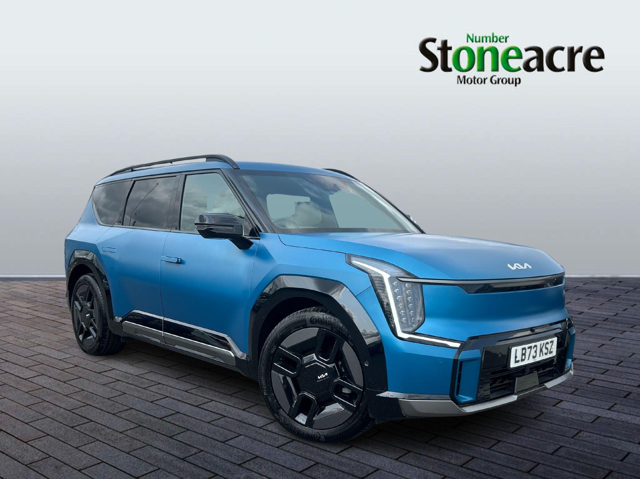 Main listing image - Kia EV9