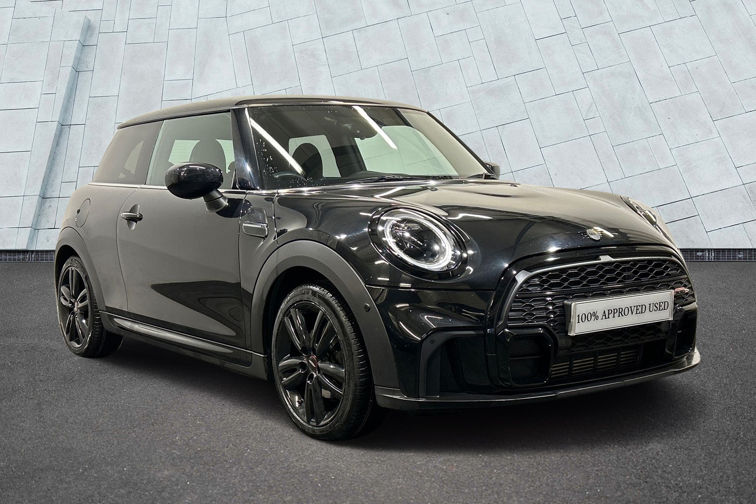 Main listing image - MINI Hatchback