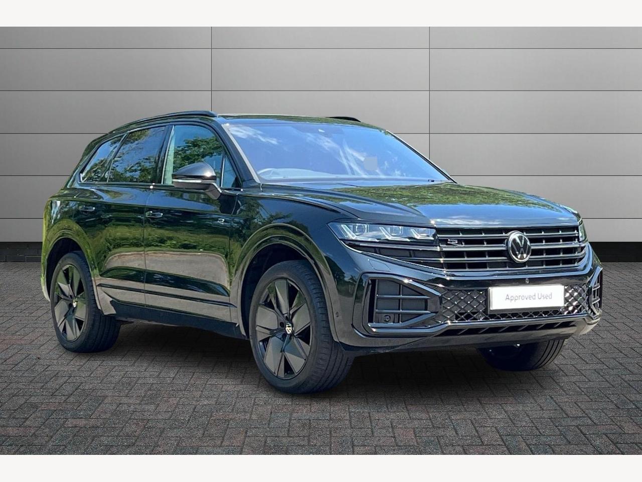Main listing image - Volkswagen Touareg