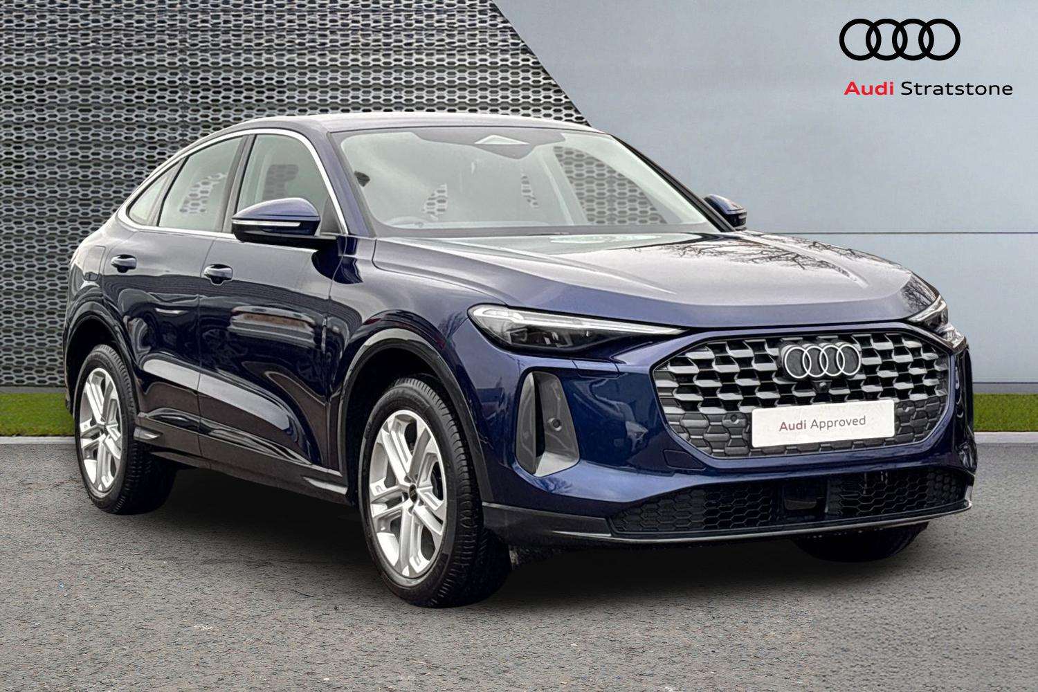 Main listing image - Audi Q5 Sportback