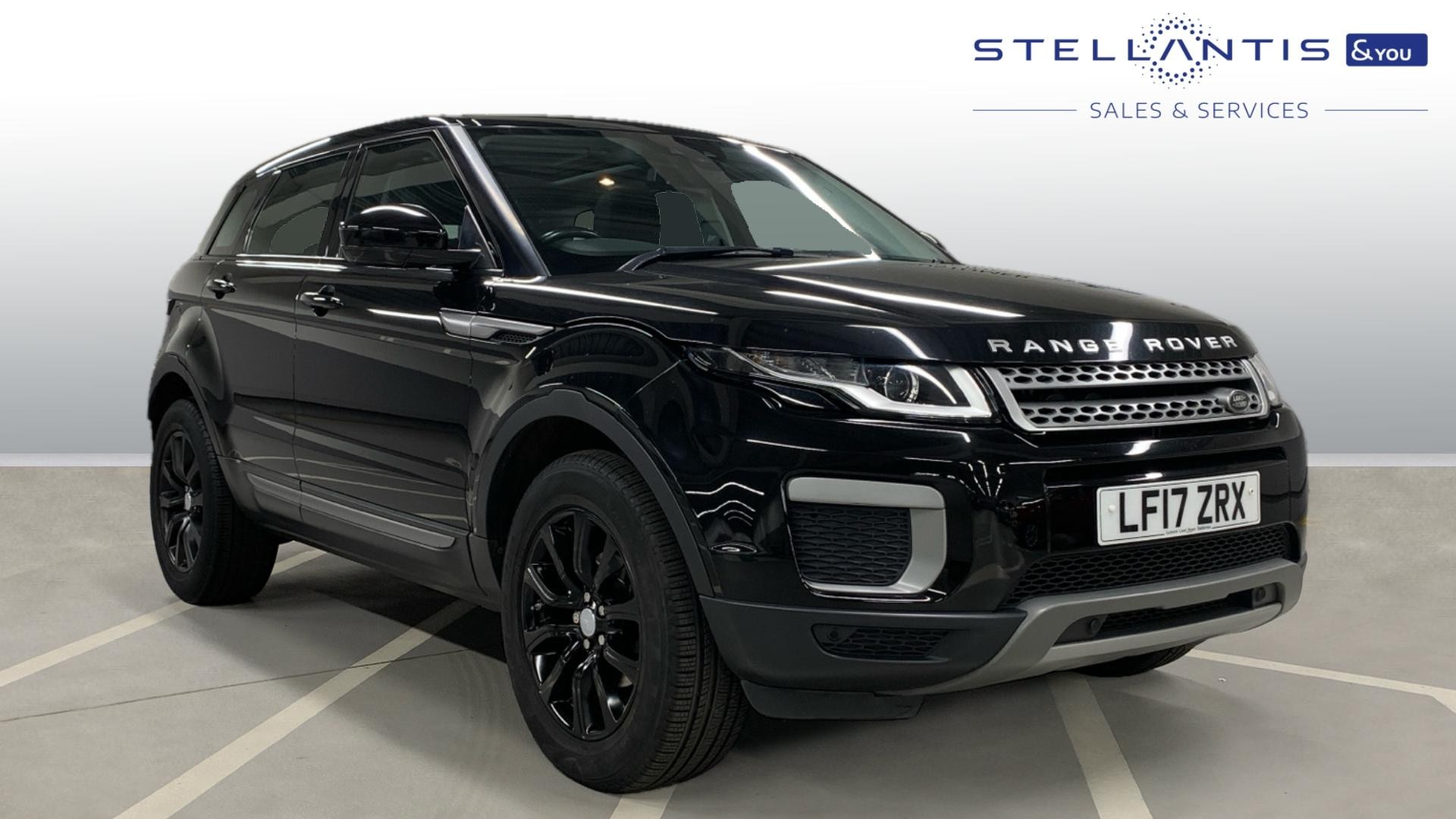 Main listing image - Land Rover Range Rover Evoque