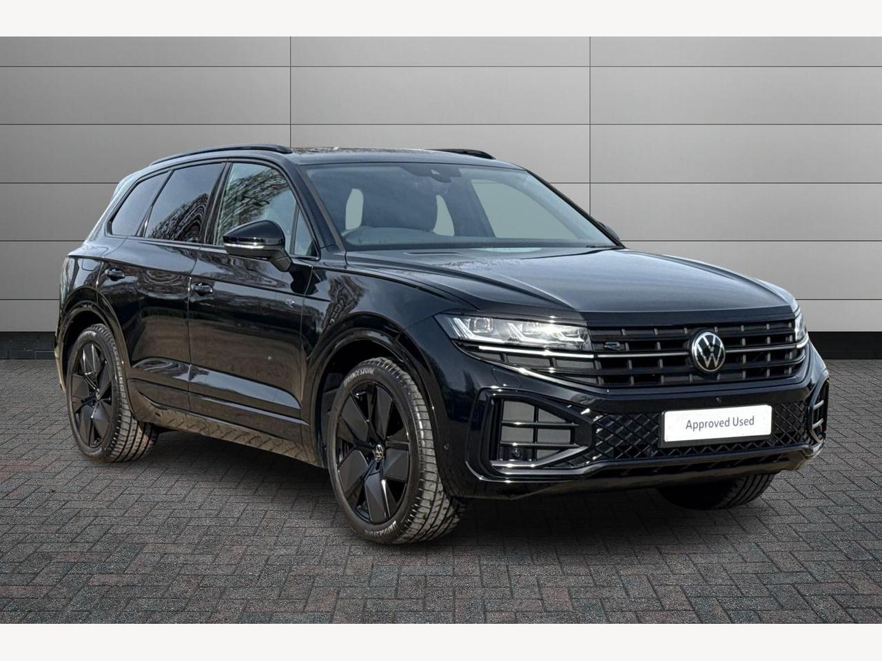 Main listing image - Volkswagen Touareg