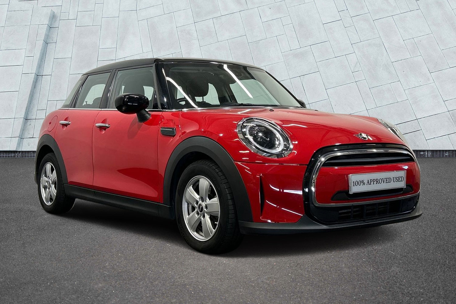 Main listing image - MINI Hatchback 5dr