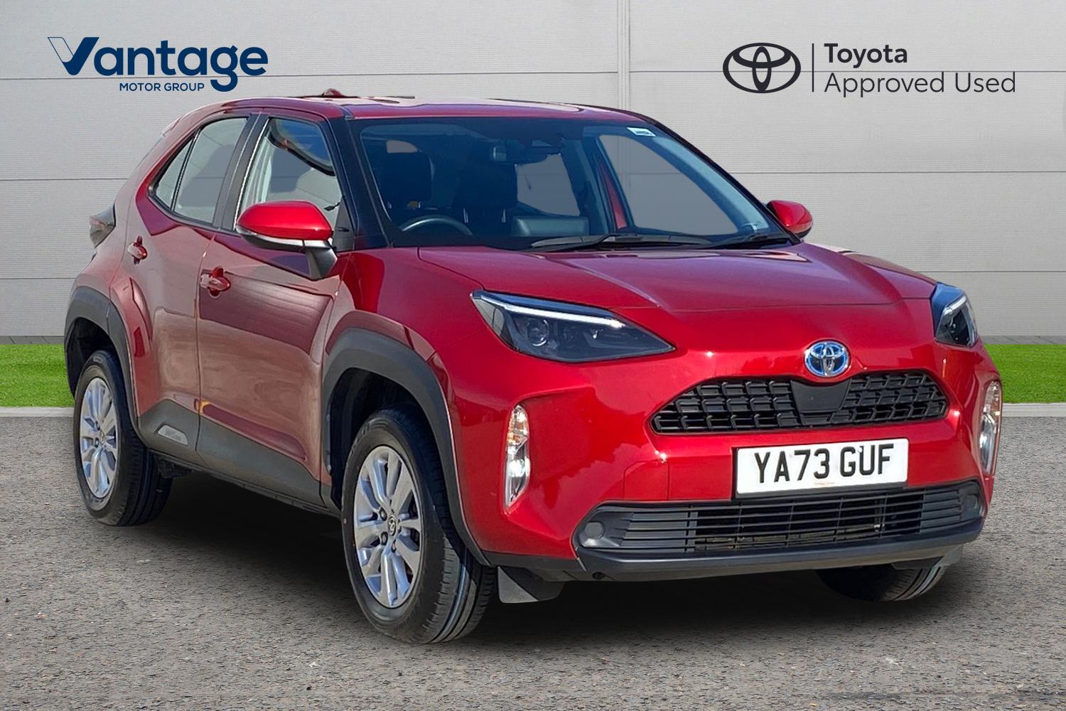 Main listing image - Toyota Yaris Cross