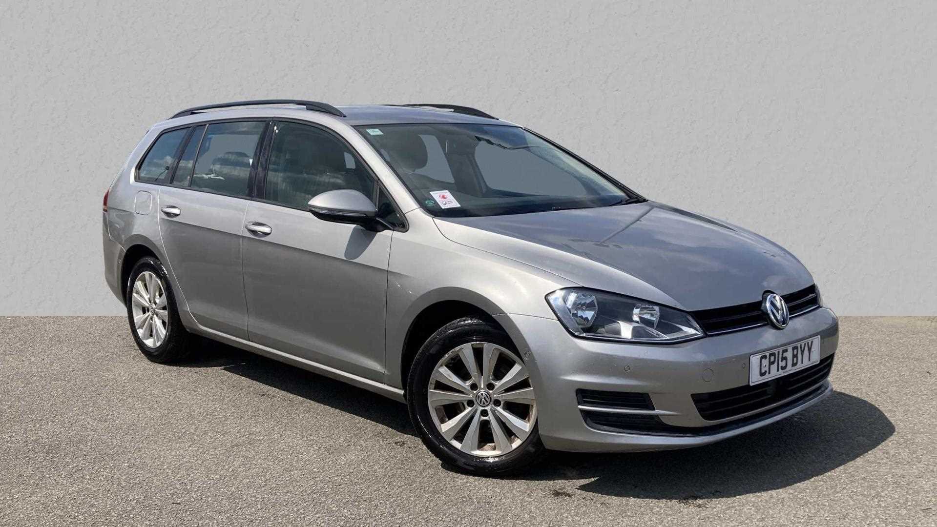 Main listing image - Volkswagen Golf Estate