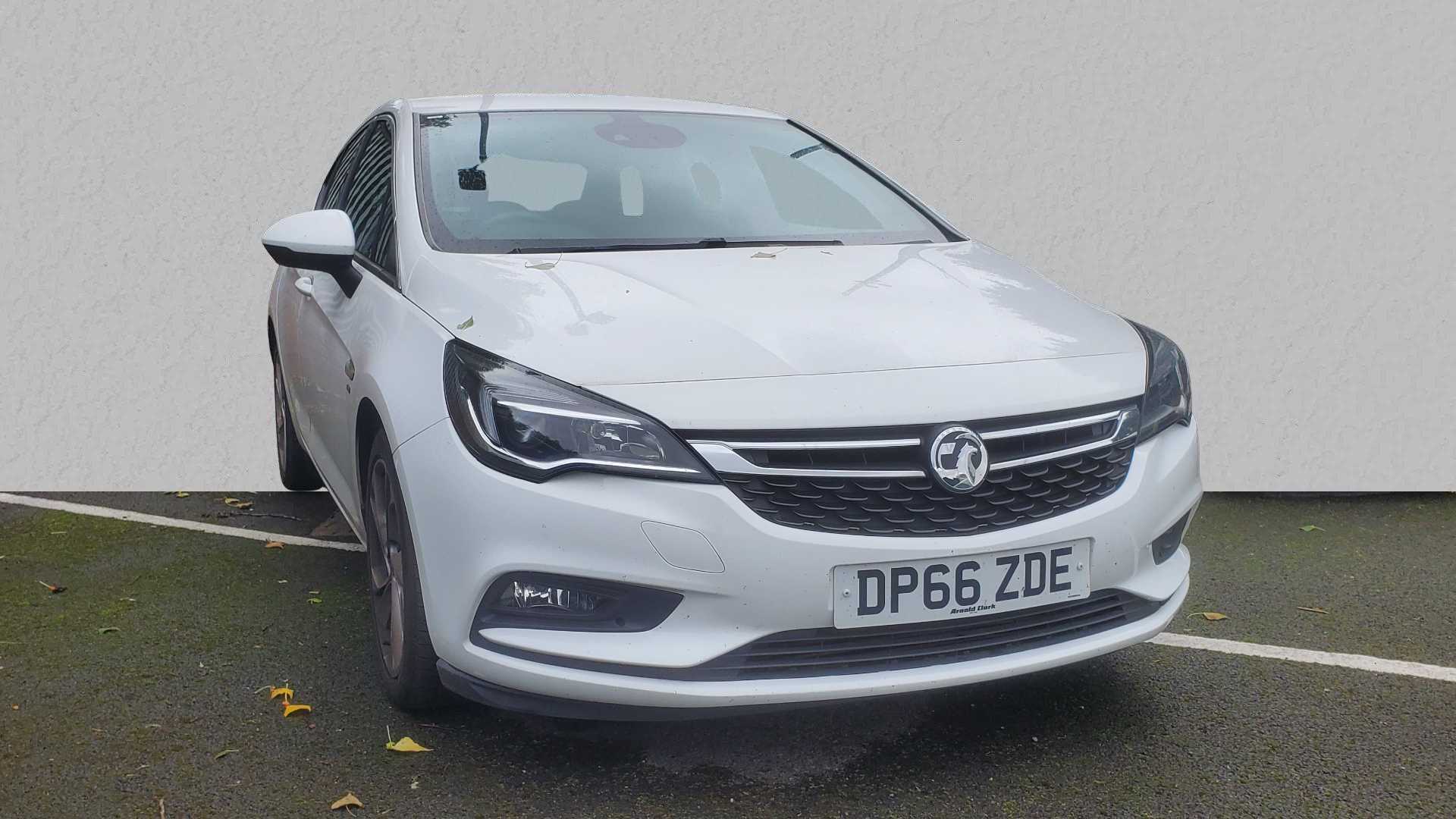 Main listing image - Vauxhall Astra