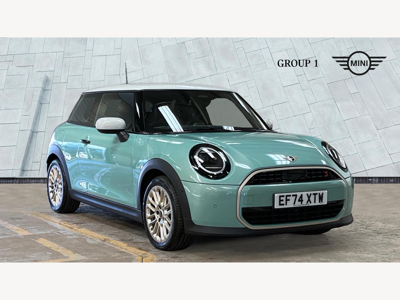 Main listing image - MINI Hatchback