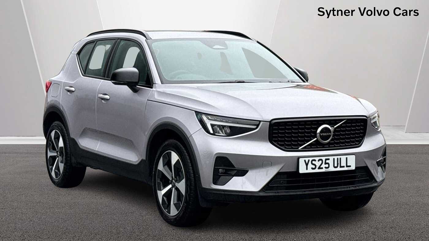 Main listing image - Volvo XC40