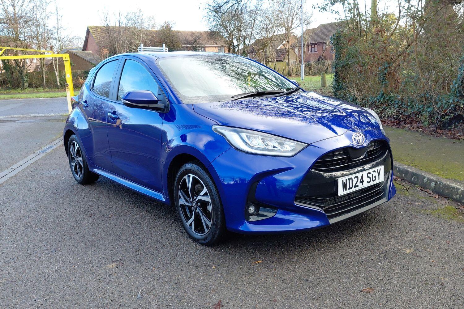 Main listing image - Toyota Yaris