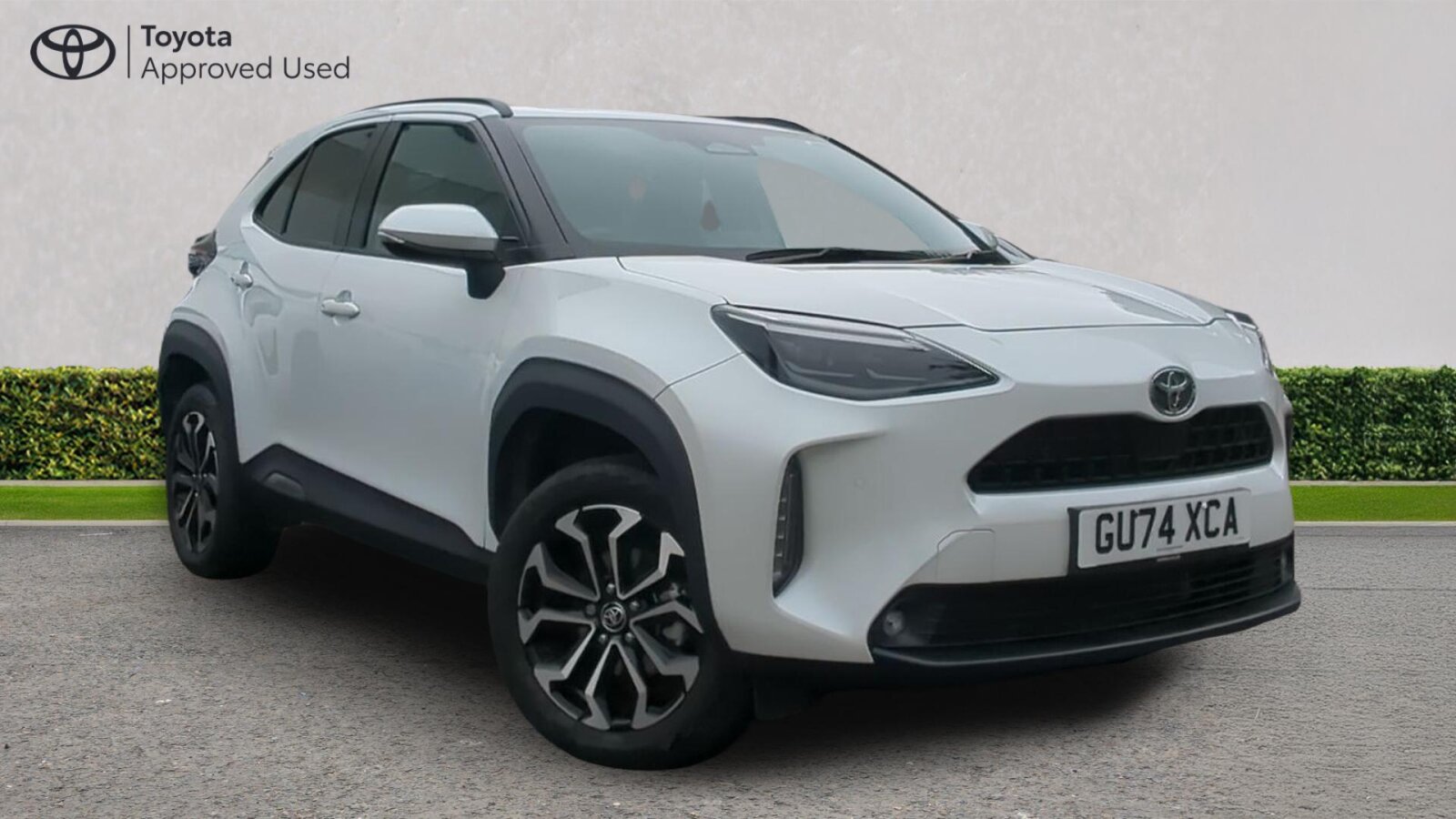 Main listing image - Toyota Yaris Cross