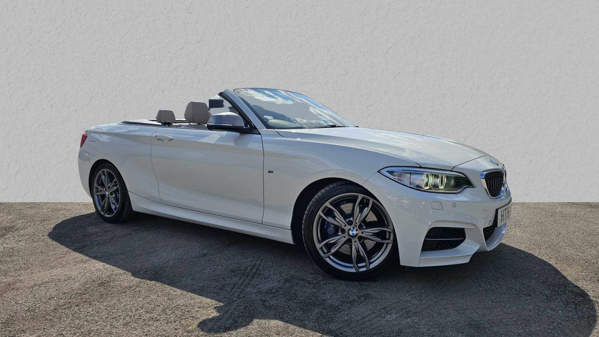 Main listing image - BMW 2 Series Convertible