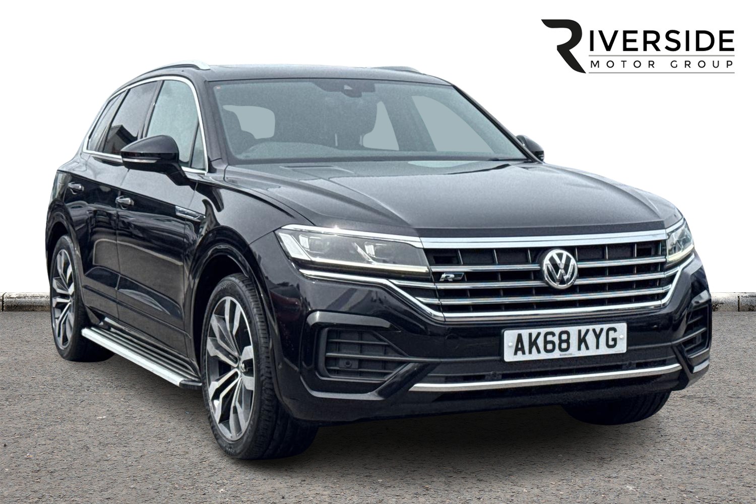 Main listing image - Volkswagen Touareg