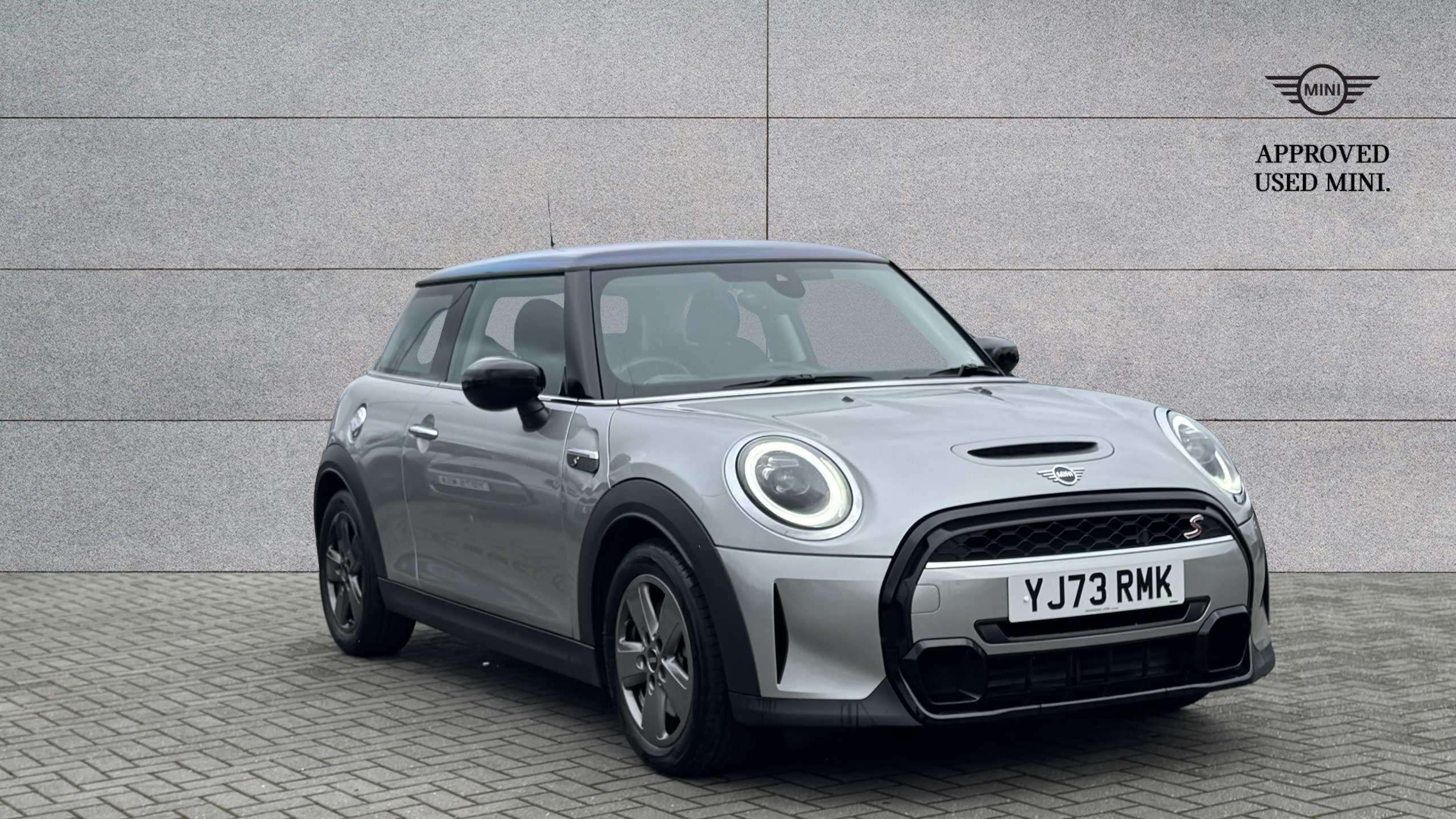 Main listing image - MINI Hatchback