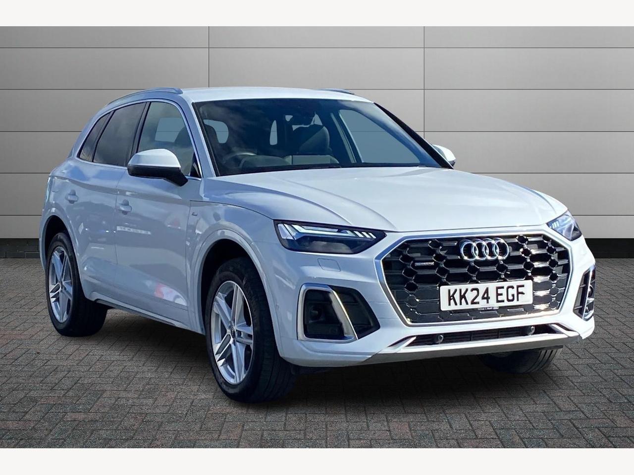 Main listing image - Audi Q5