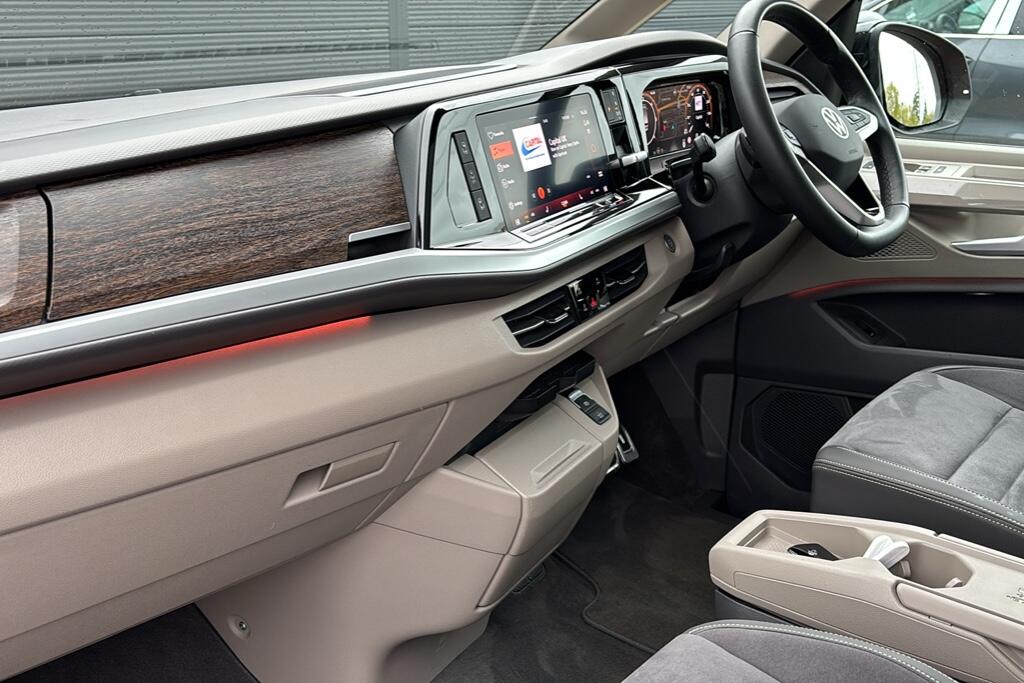 Main listing image - Volkswagen Multivan