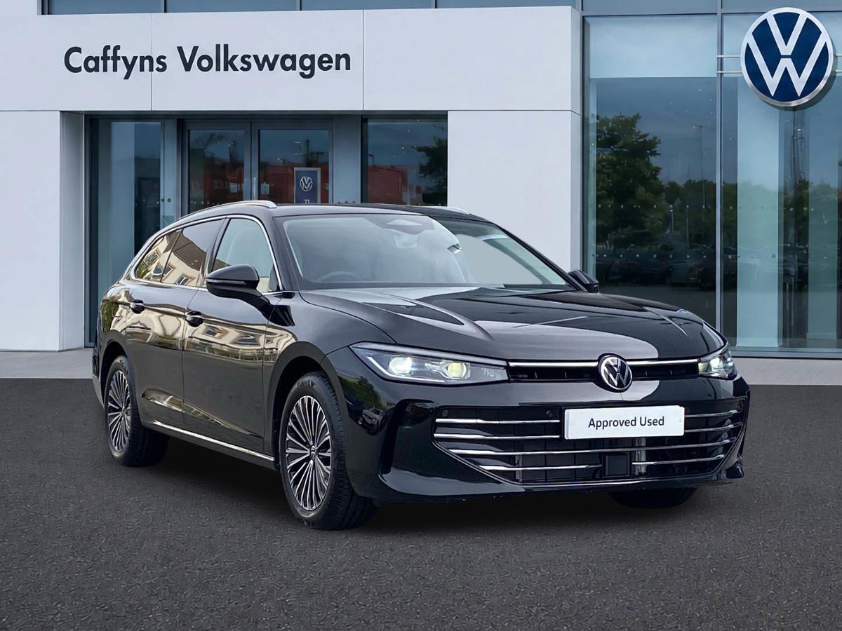 Main listing image - Volkswagen Passat