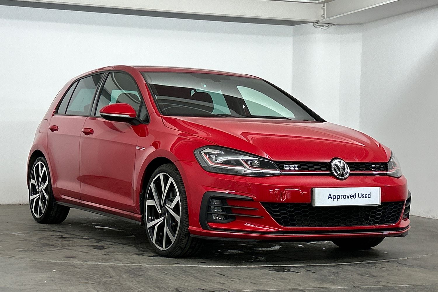 Main listing image - Volkswagen Golf