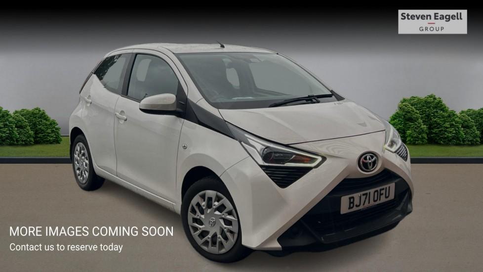 Main listing image - Toyota Aygo