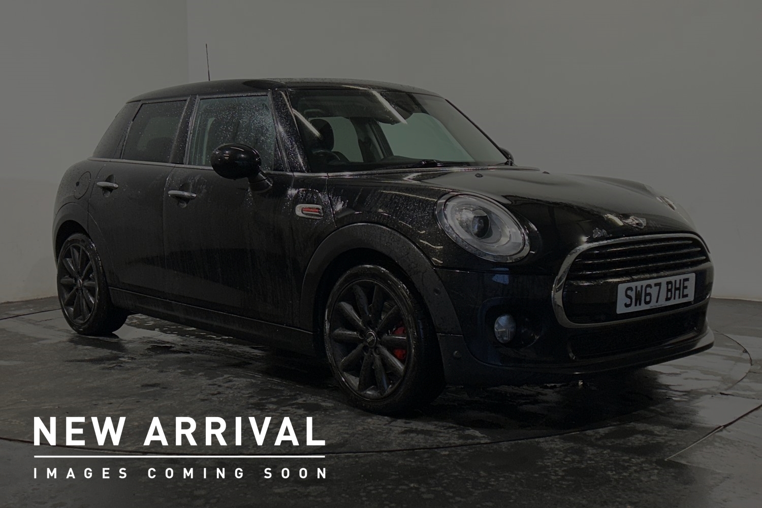 Main listing image - MINI Hatchback 5dr
