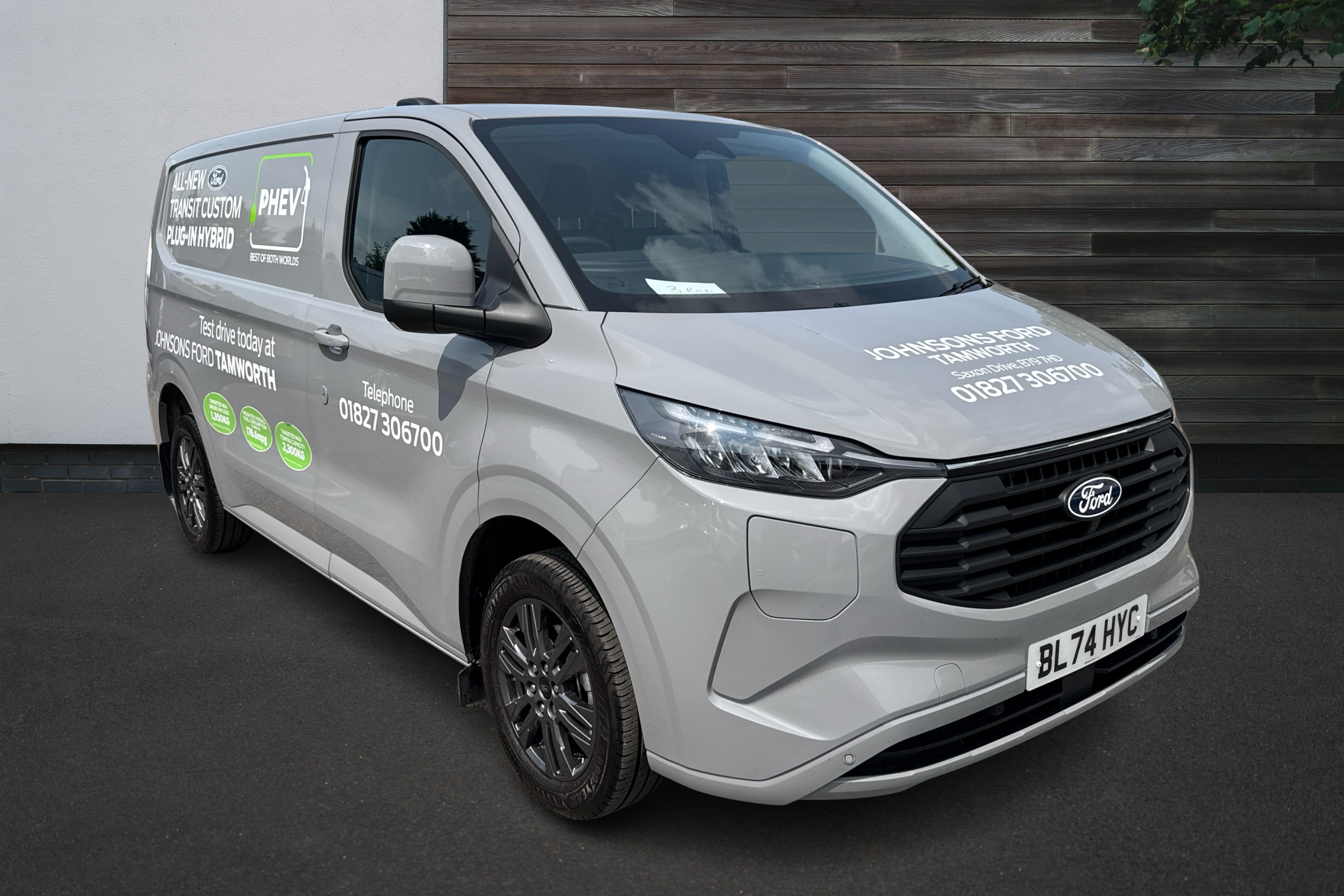 Main listing image - Ford Transit Custom