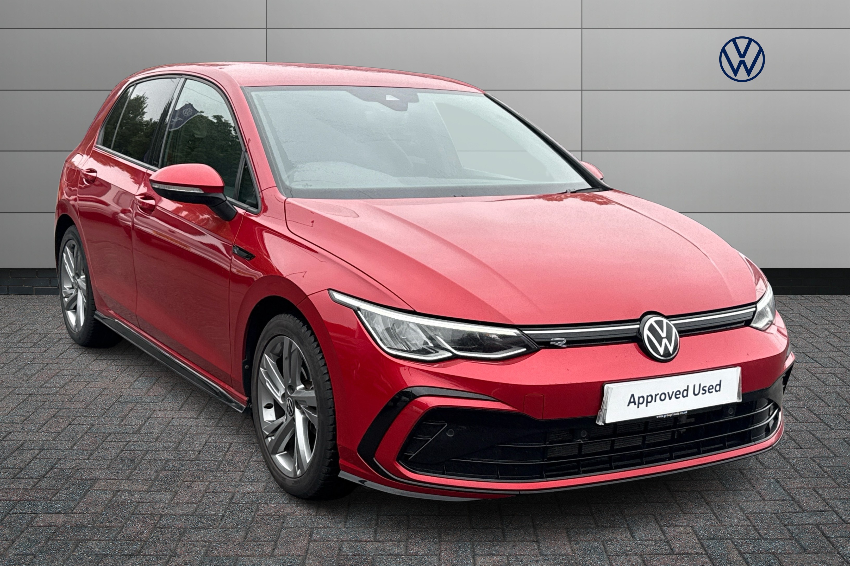 Main listing image - Volkswagen Golf