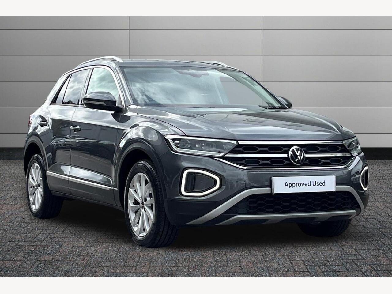 Main listing image - Volkswagen T-Roc