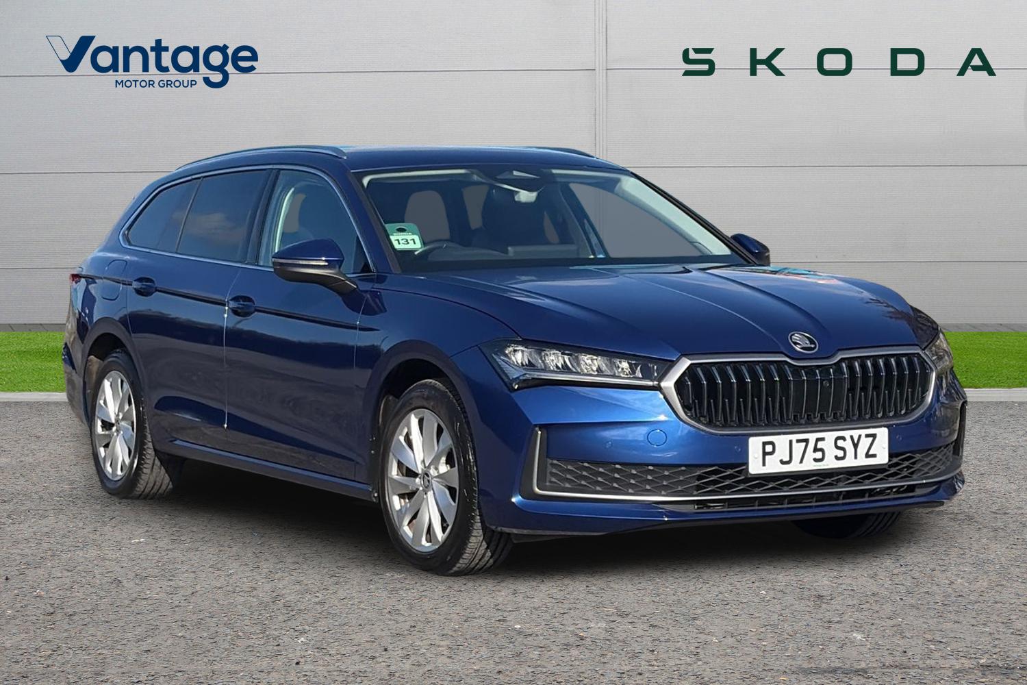 Main listing image - Skoda Superb