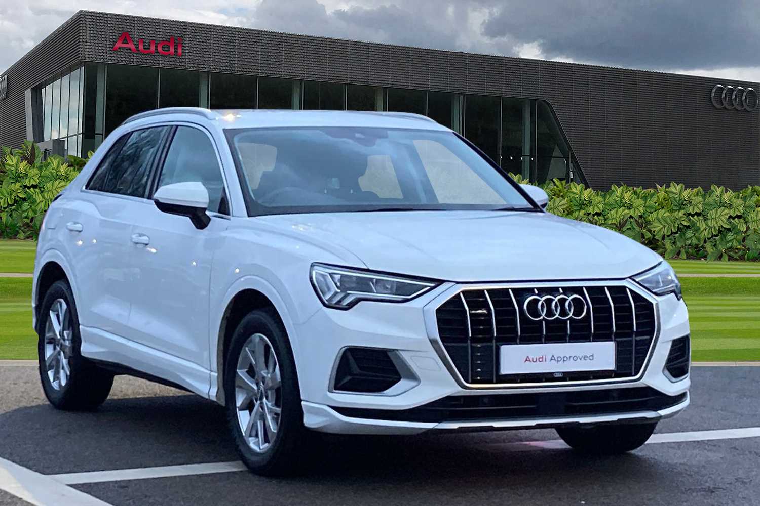 Main listing image - Audi Q3