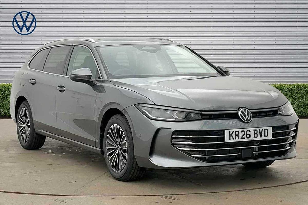 Main listing image - Volkswagen Passat