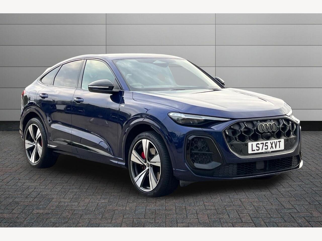 Main listing image - Audi Q5