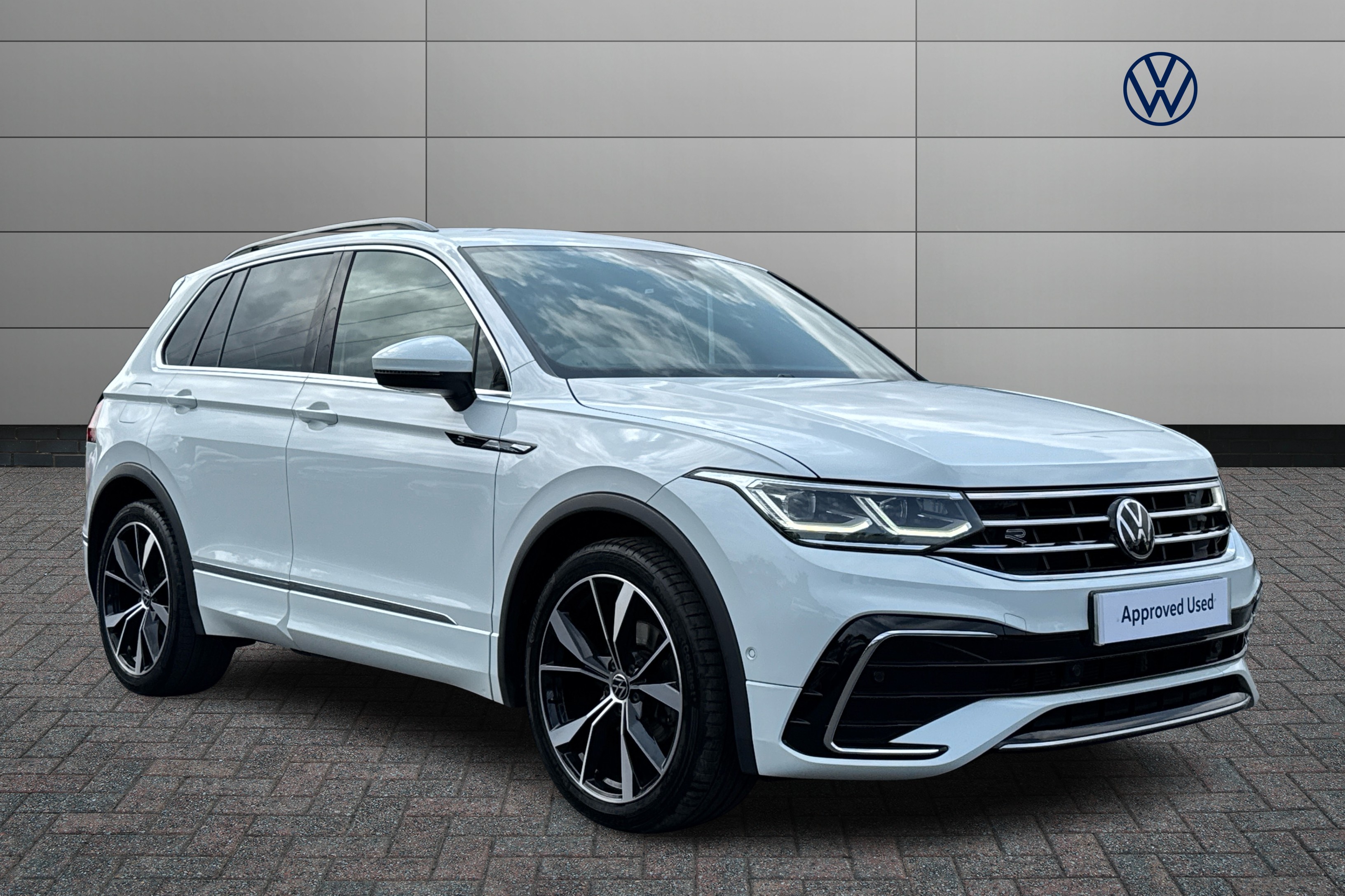 Main listing image - Volkswagen Tiguan