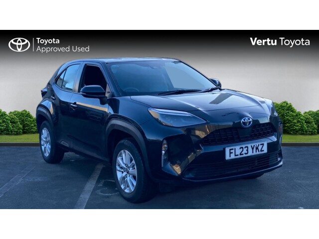 Main listing image - Toyota Yaris Cross