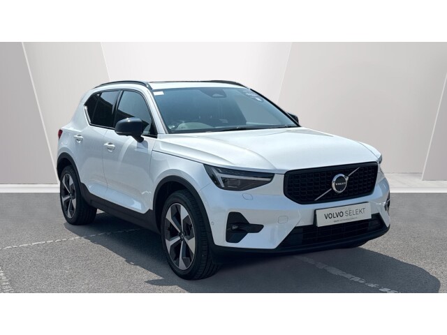 Main listing image - Volvo XC40