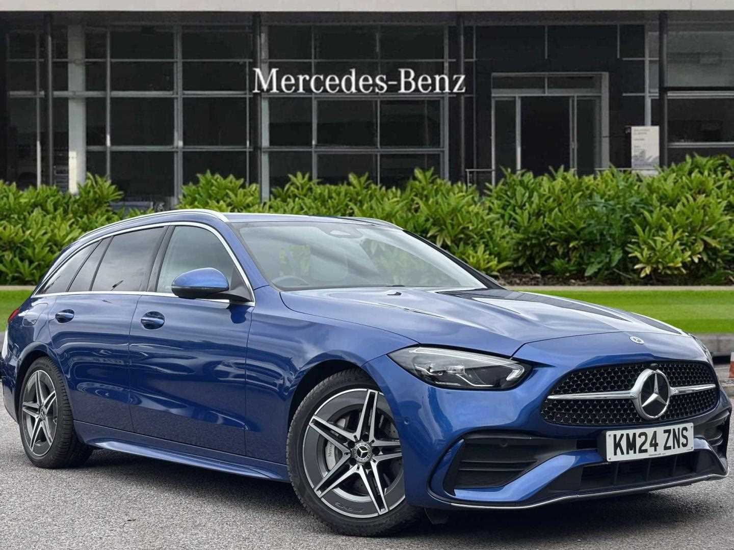 Main listing image - Mercedes-Benz C-Class Estate