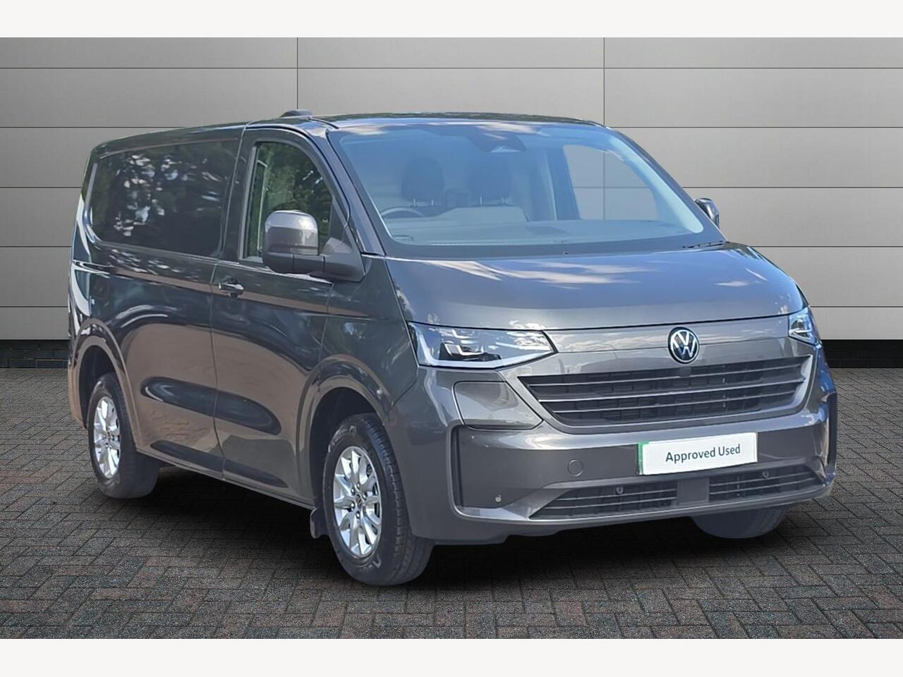 Main listing image - Volkswagen Transporter