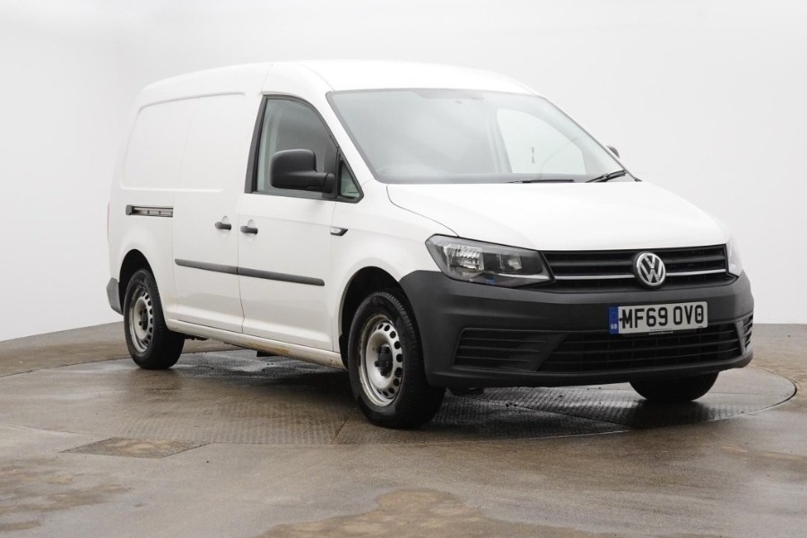 Main listing image - Volkswagen Caddy Maxi