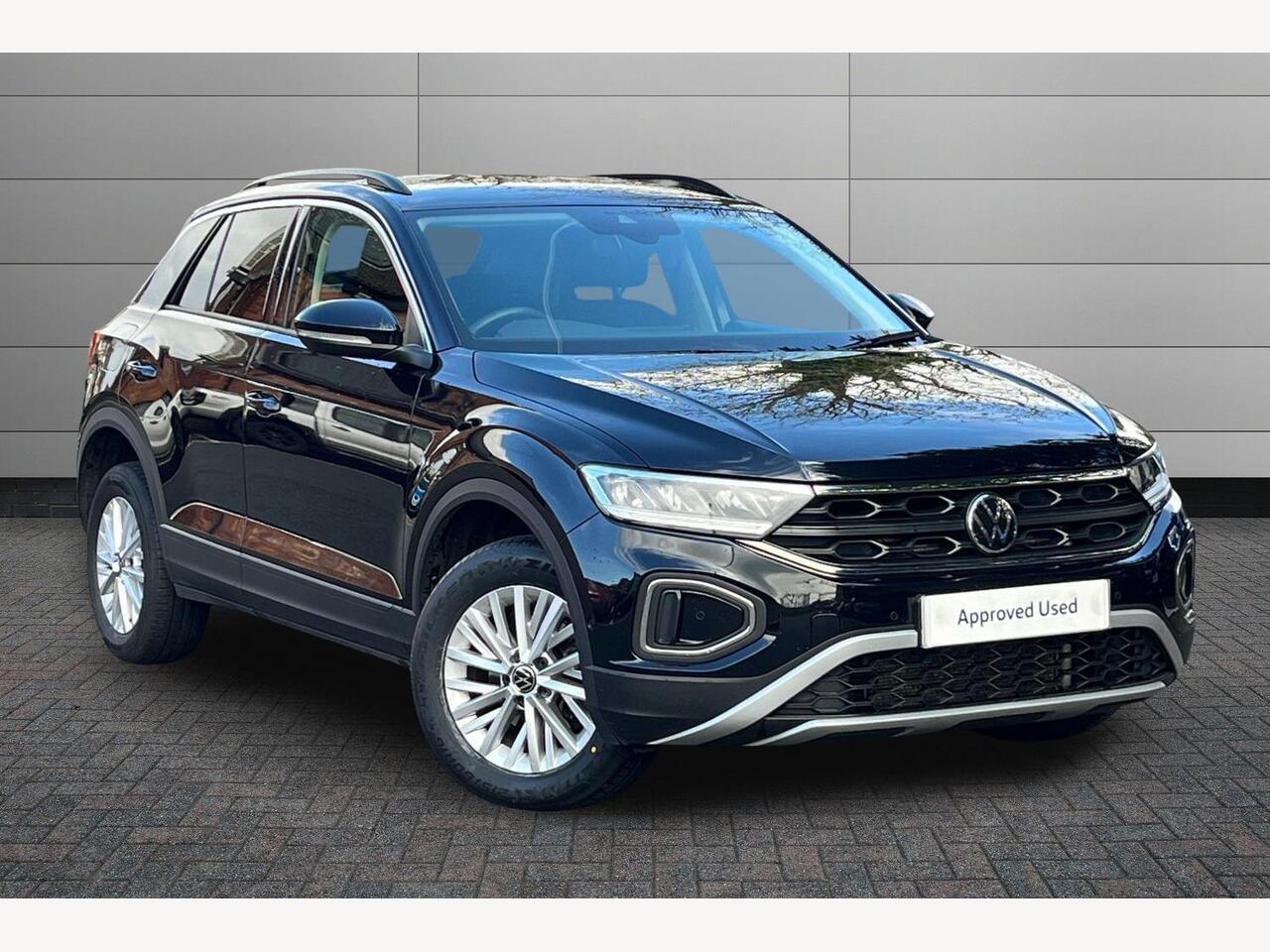 Main listing image - Volkswagen T-Roc