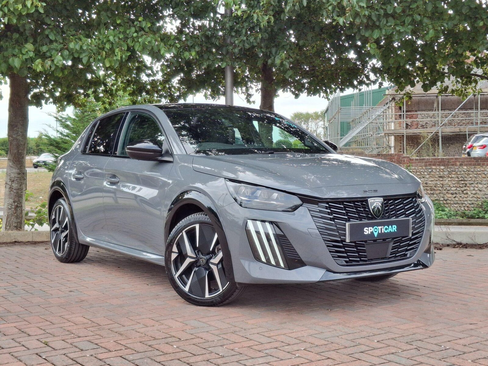 Main listing image - Peugeot 208